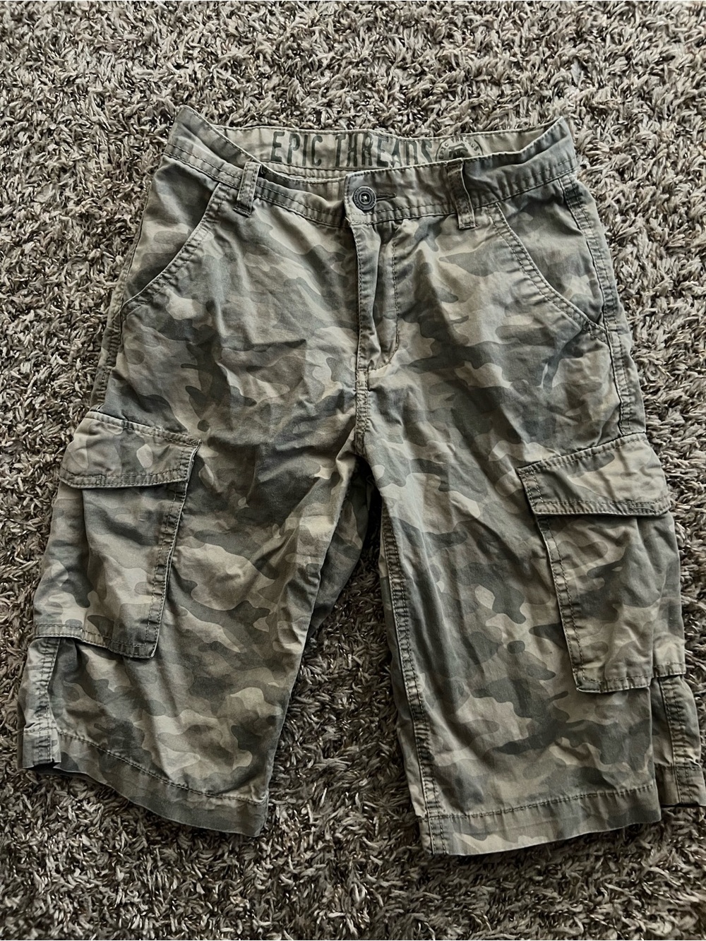 Epic Threads Men's Camo Cargo Shorts in Olive/Tan